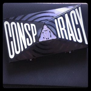 Jeffree star x Shane Dawson Conspiracy palette